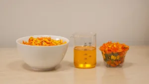 Lire la suite à propos de l’article Les bienfaits de la Calendula officinalis (souci)